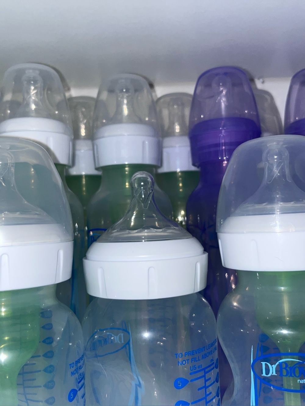 Dr browns baby bottles. Including purple and clear as well as different sizes.